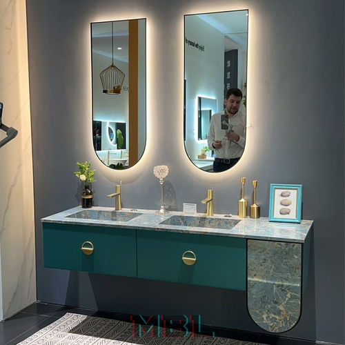 Bathroom cupboard