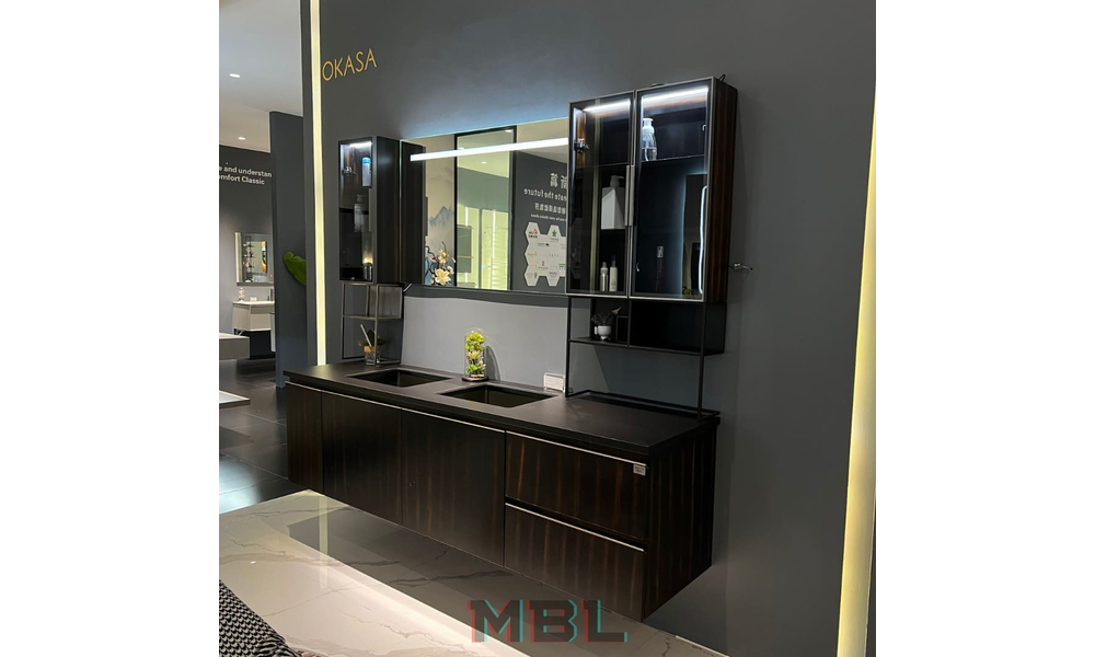 Bathroom closet
