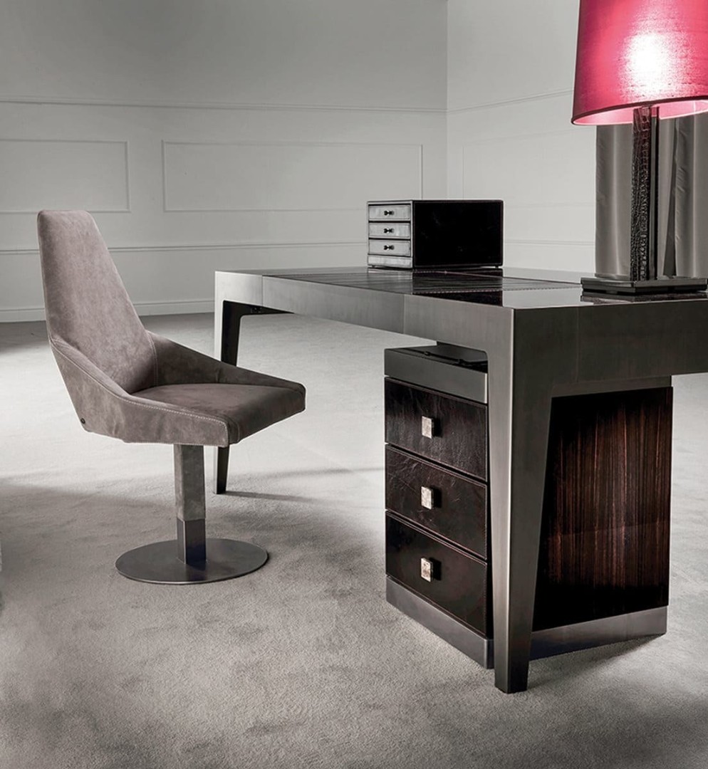 Longhi Gorky desk в интерьере