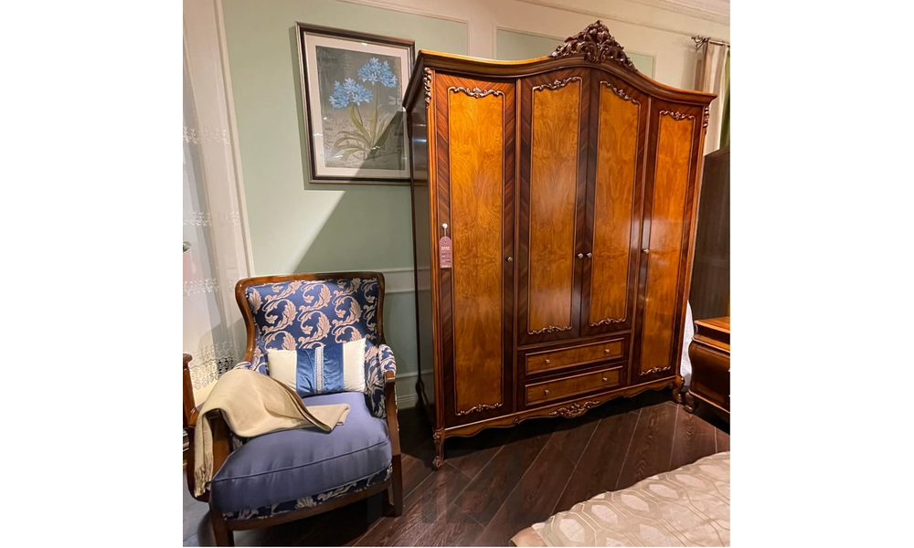 Wellington armchair