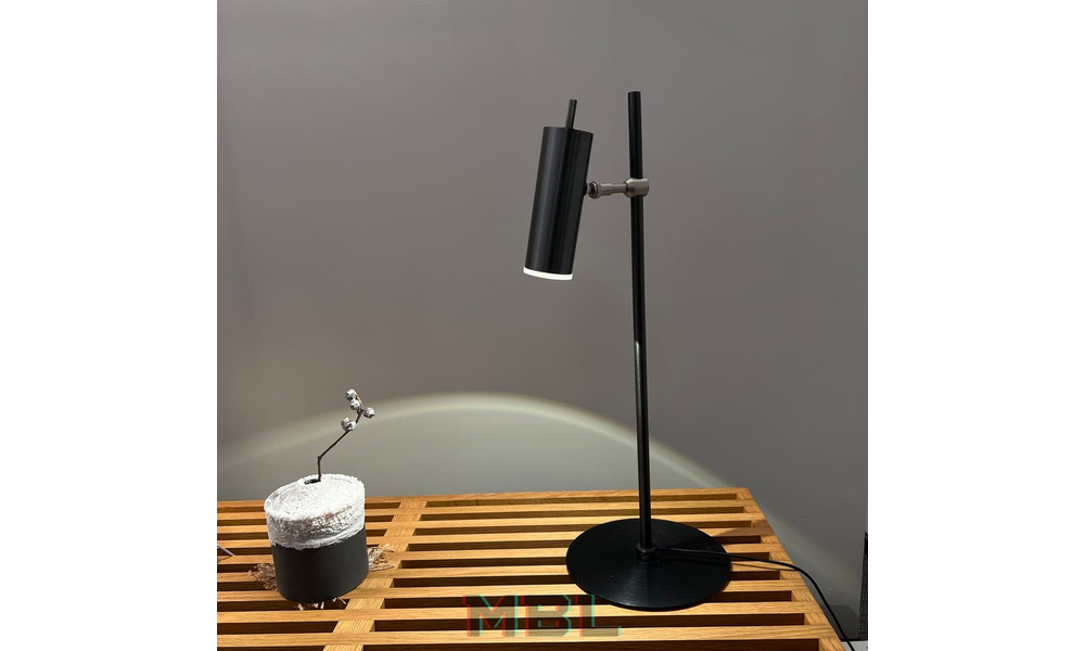 Grok Table Lamp