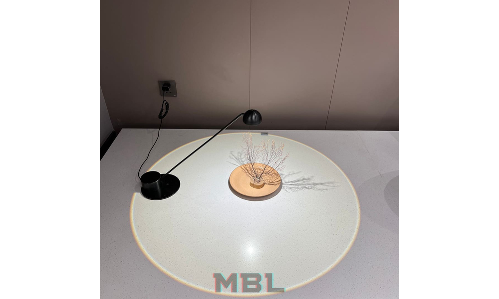 Grok Table Lamp