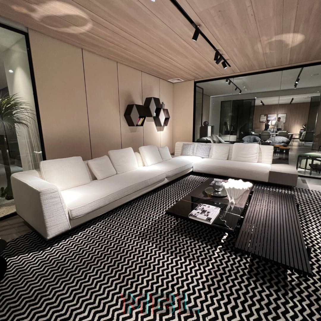 Coffee table 1600x575x300 в интерьере