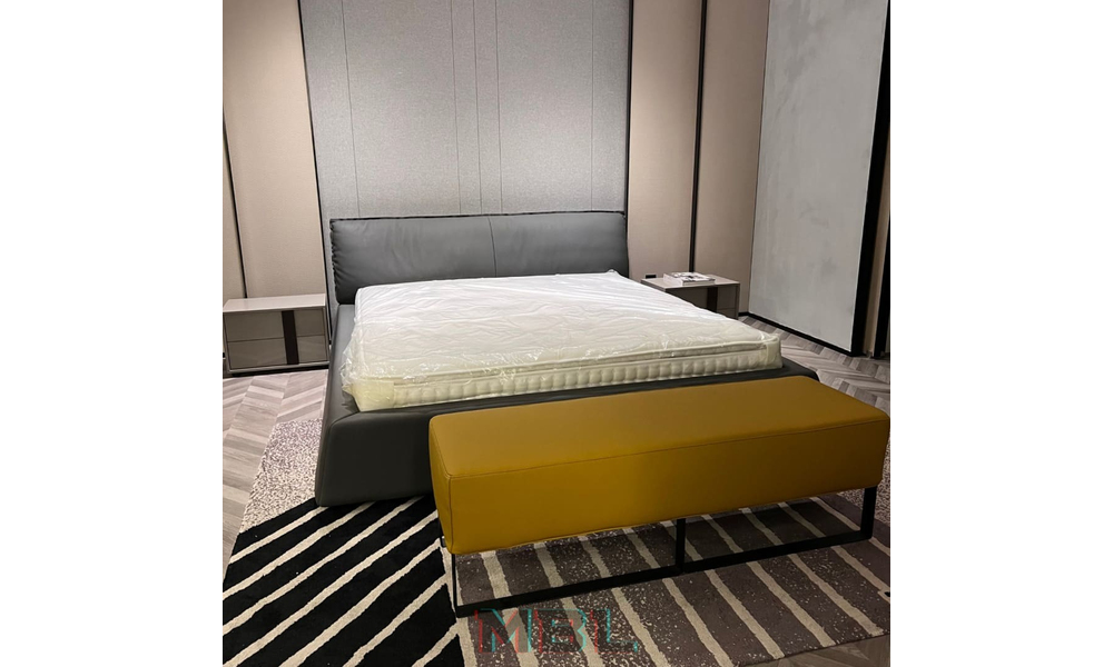 Bed 2210x2470x910
