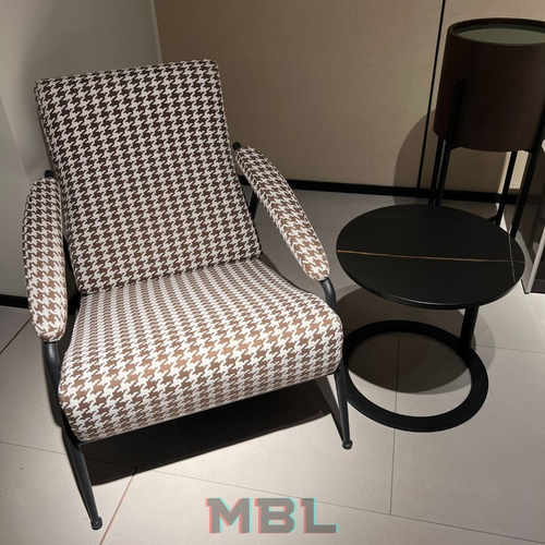 Corner table 440x440