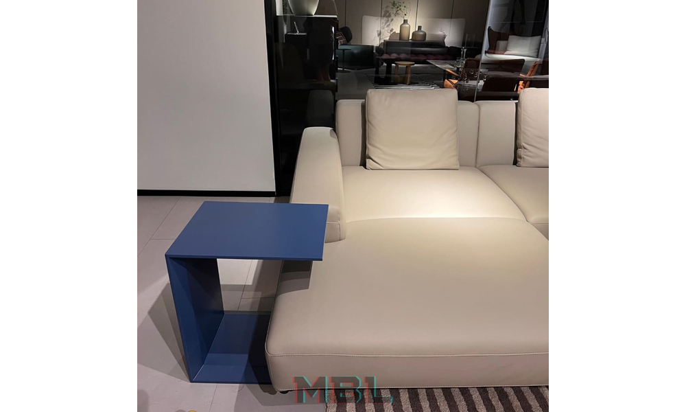 Corner table 480х380х550