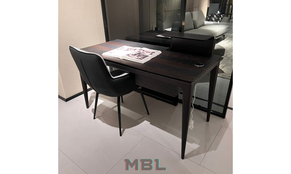 Dressing table 1350х680х930