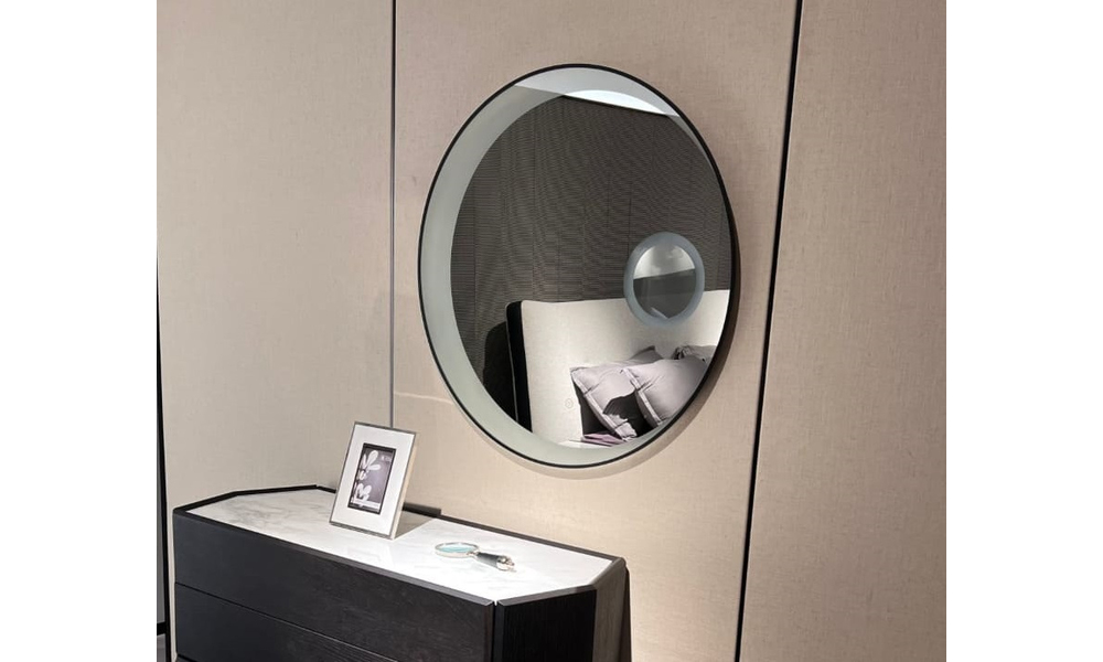 Mirror