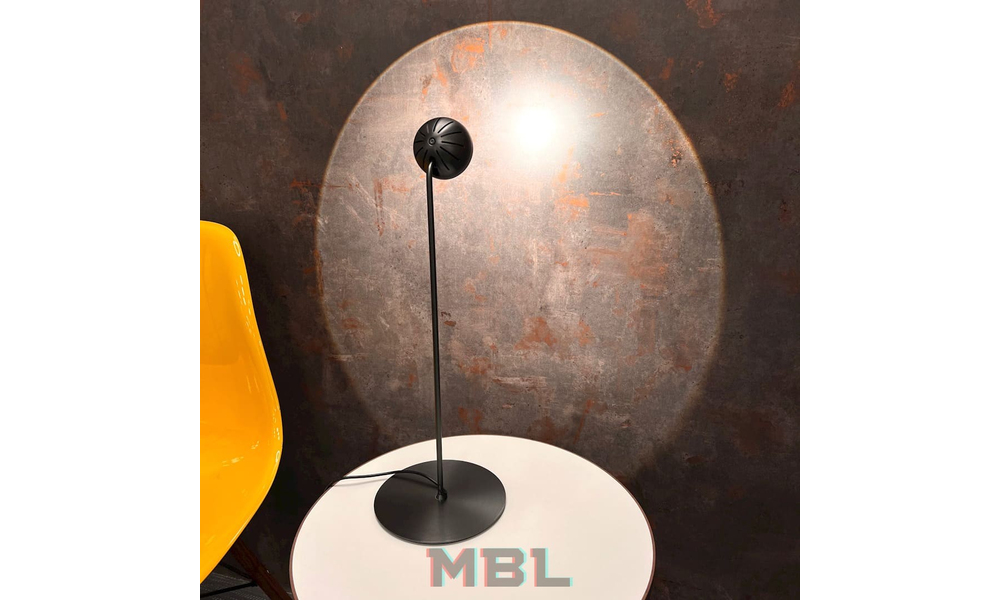 Grok Table Lamp