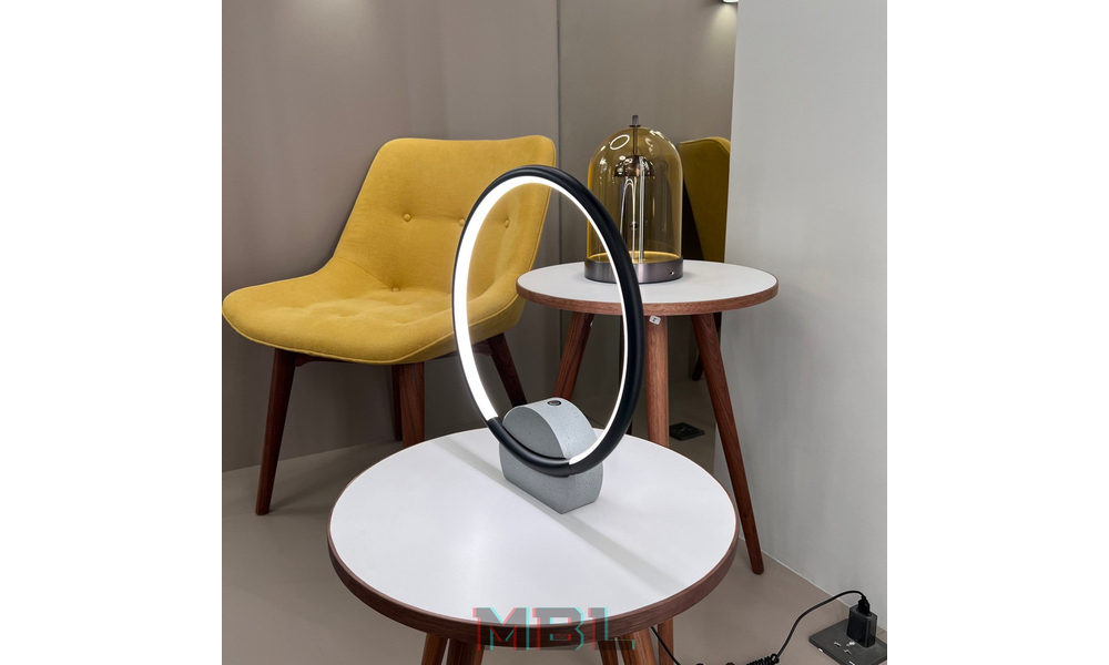 Grok Table Lamp