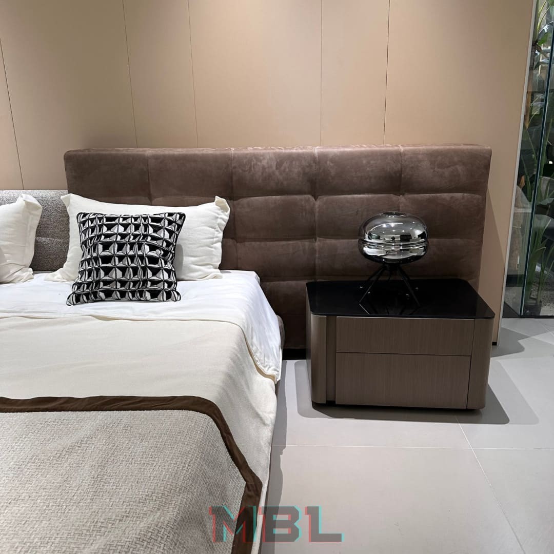 Bedside cabinet Minotti 750x500x425 в интерьере