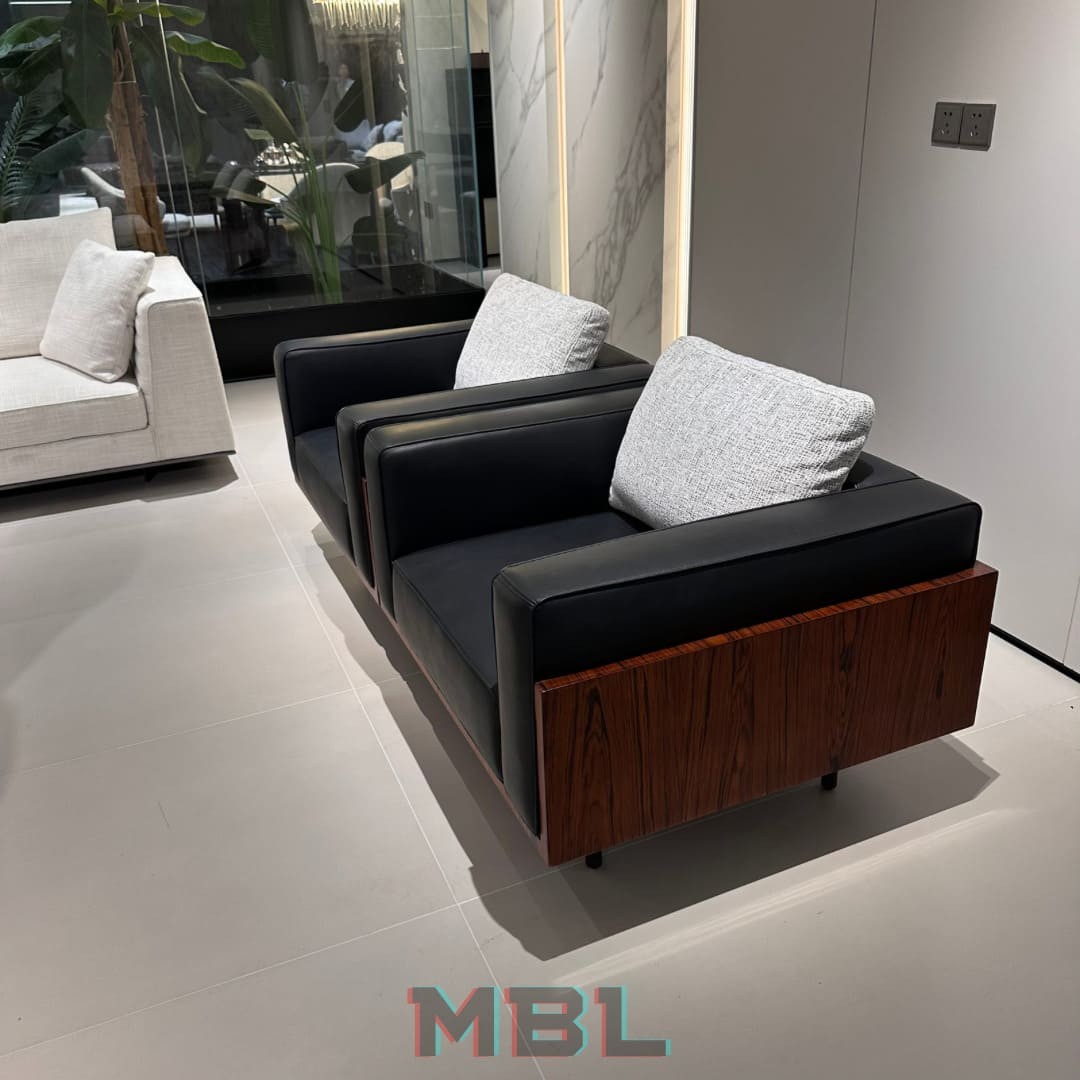 Minotti armchair 950x860x630 в интерьере