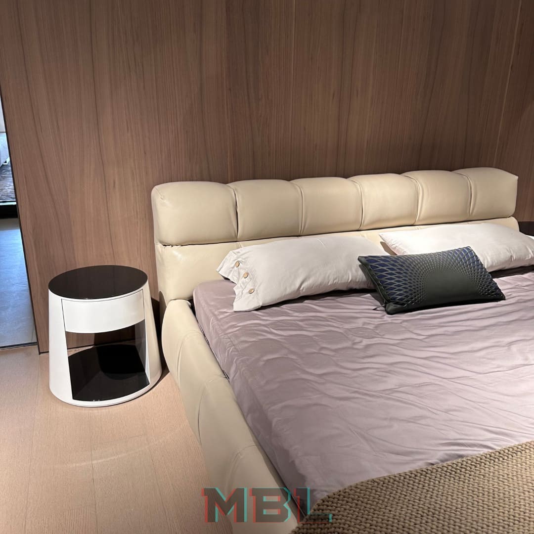 Bed 2020x2460x800 в интерьере