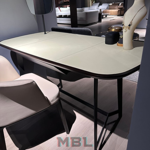 Writing desk 1400x720x1285