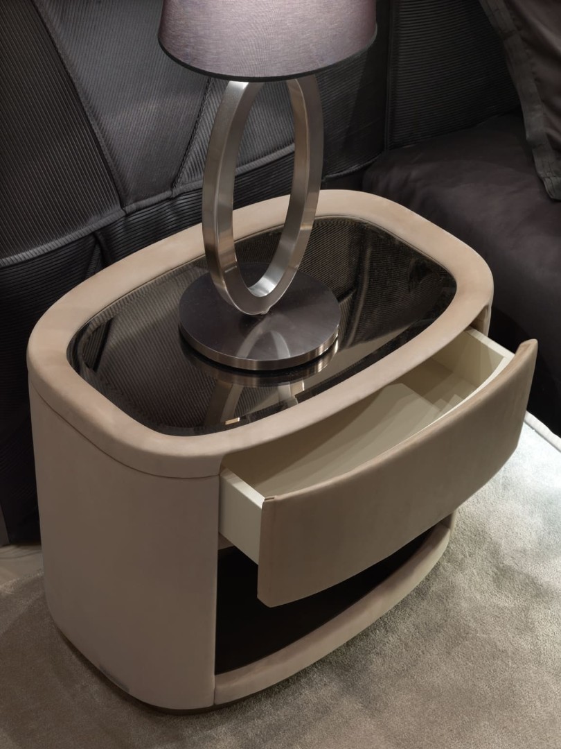 Visionnaire Skiba bedside table в интерьере