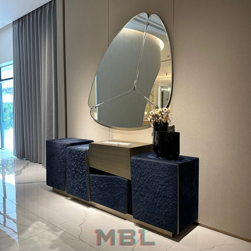 Visionnaire chest of drawers