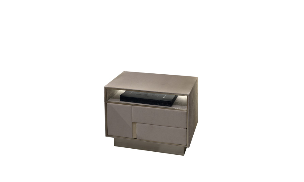Visionnaire Beloved bedside table