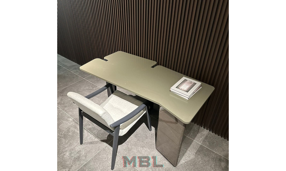 Writing desk