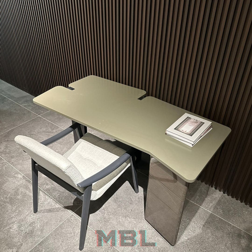 Writing desk