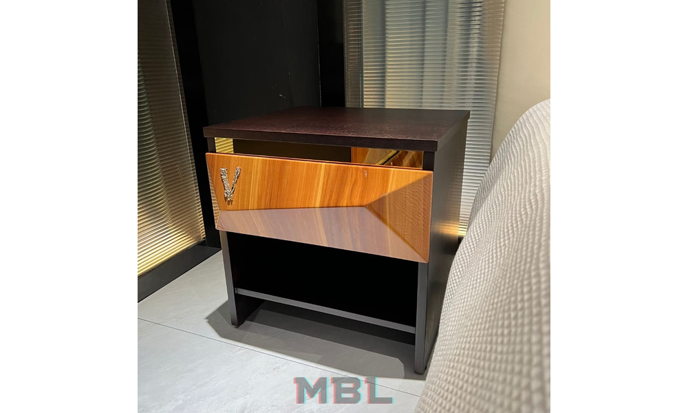 Bedside table Versace 520x480x520