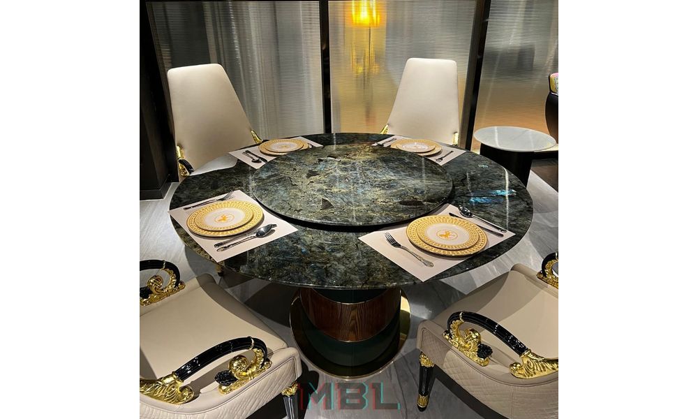 Dining table Versace 1500x770