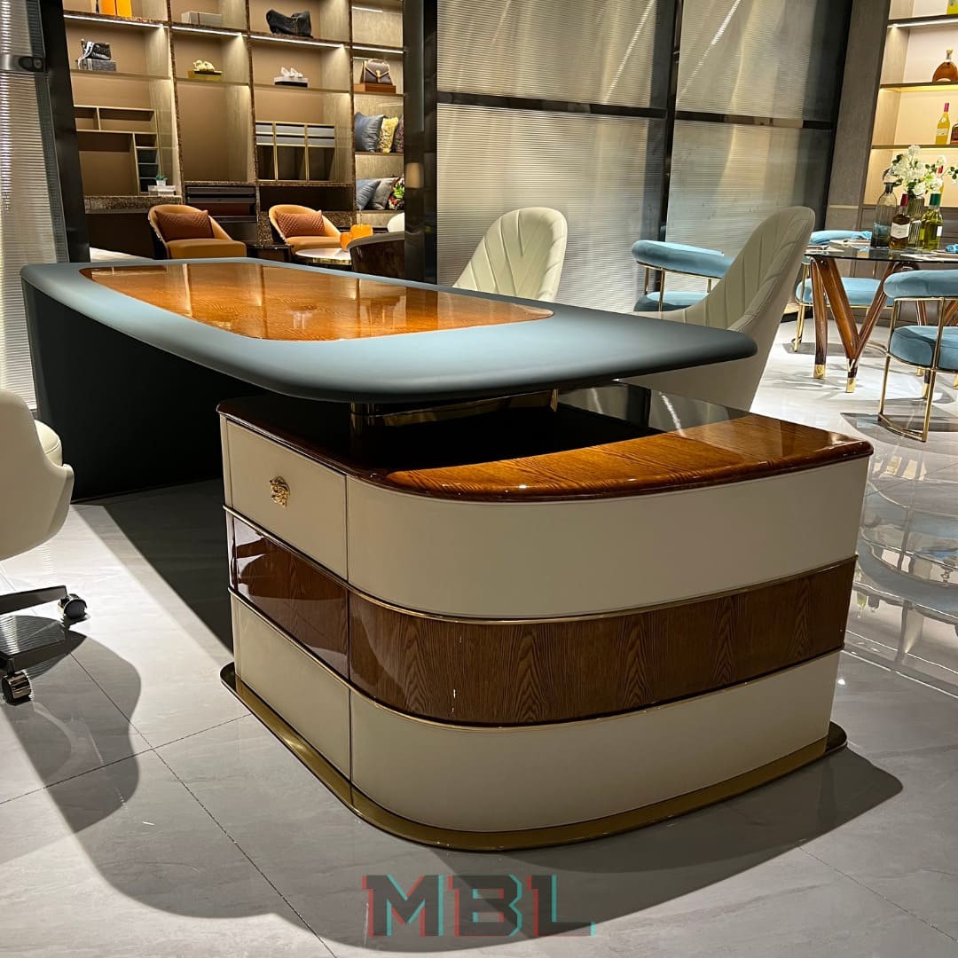 Writing desk Versace 2700x1050x780 в интерьере