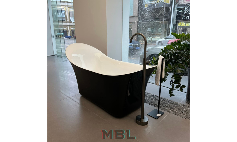 Bathtub OKASA