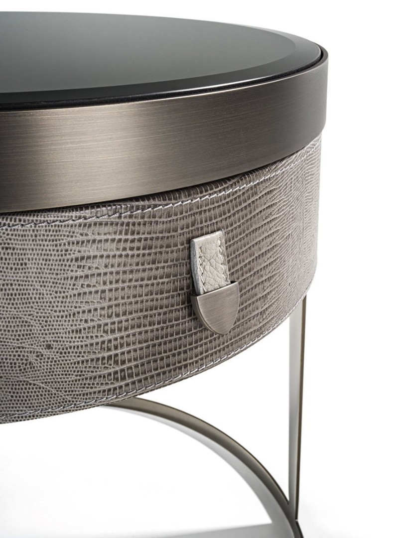 Longhi Amadeus bedside cabinet в интерьере