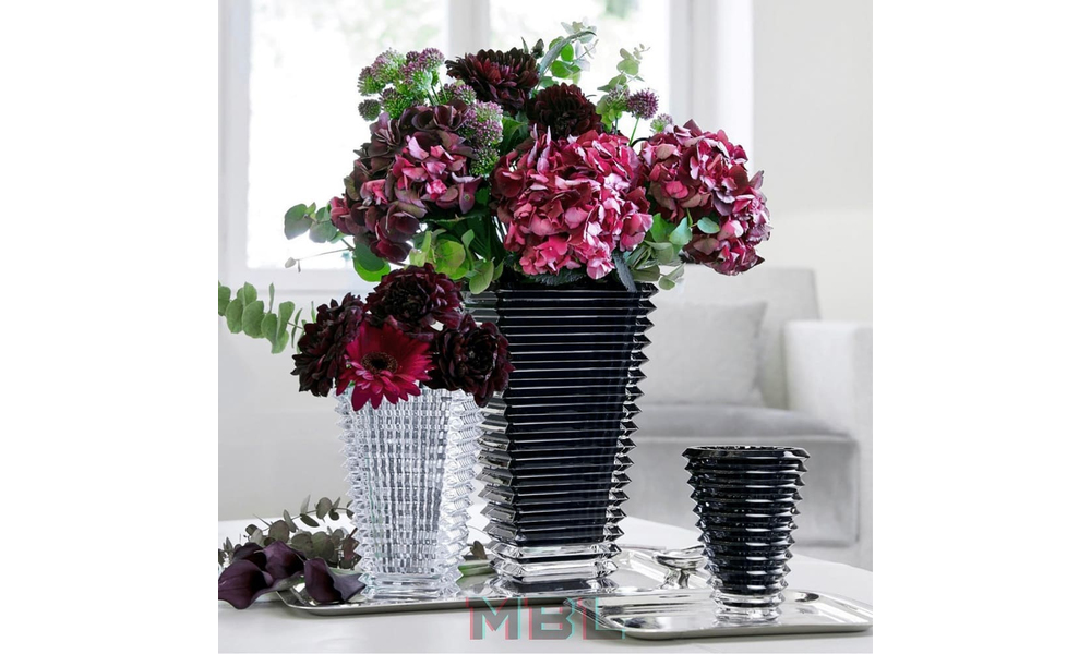 Baccarat vase set