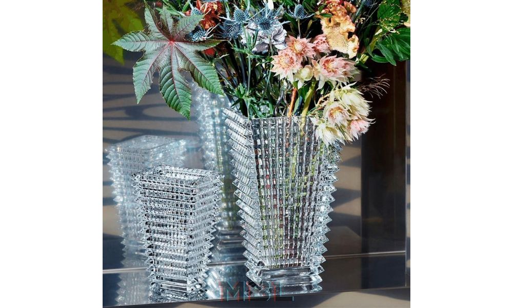 Baccarat vase set