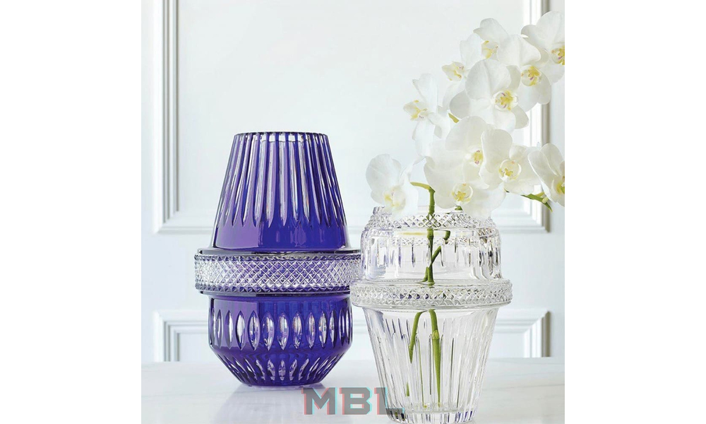 Baccarat vase set