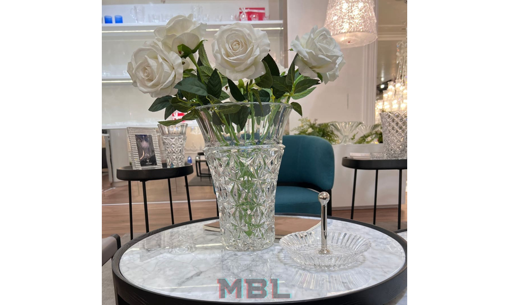 Baccarat vase set