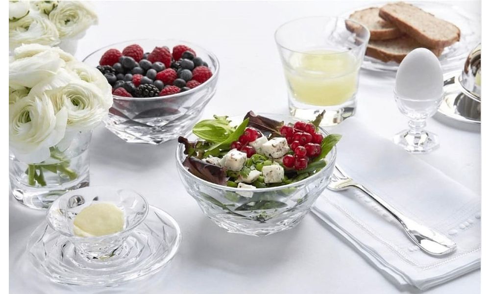 Baccarat plate set