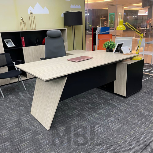 Office table 1800x900