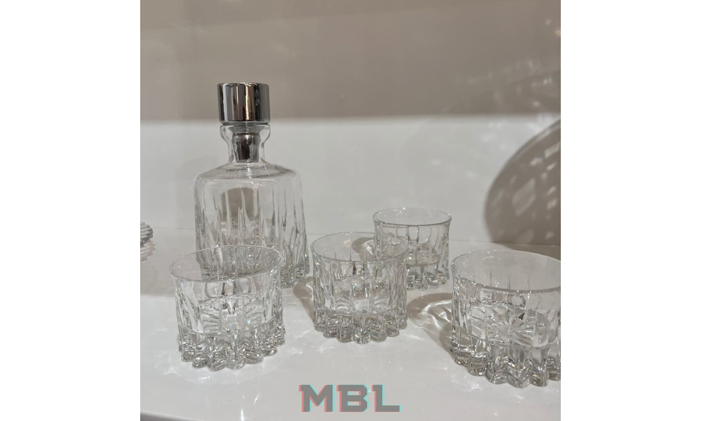 Set of jug and glass