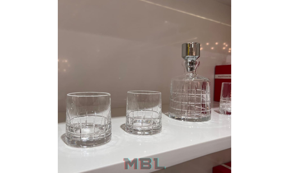 Set jug and glass