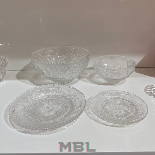 Set of plates