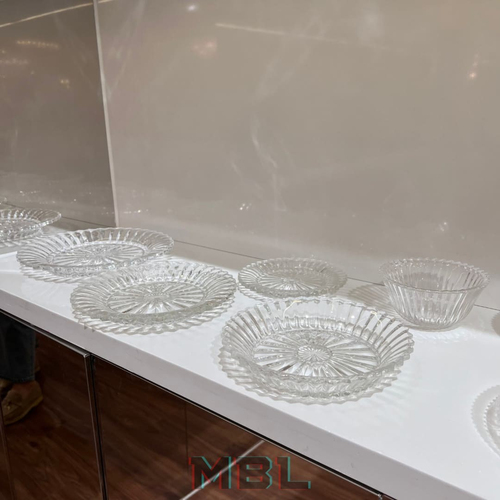 Set of plates