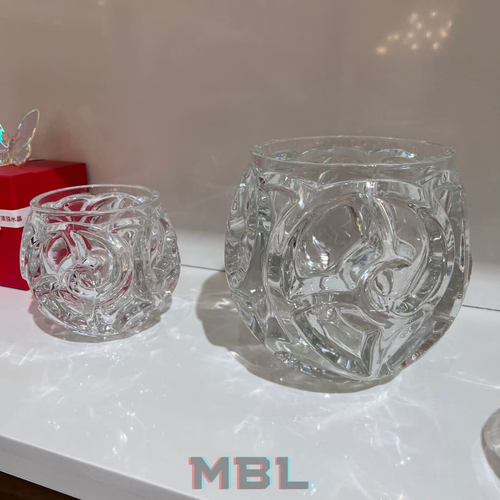 Set of vases