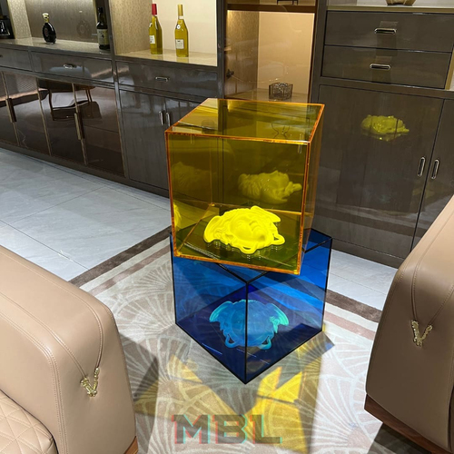 Corner table Versace 450x450x470