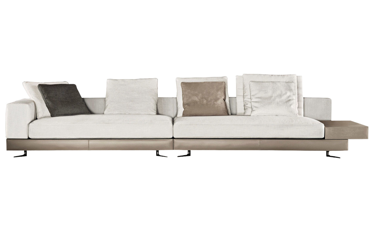 Minotti White Saddle-Hide Sofa в интерьере