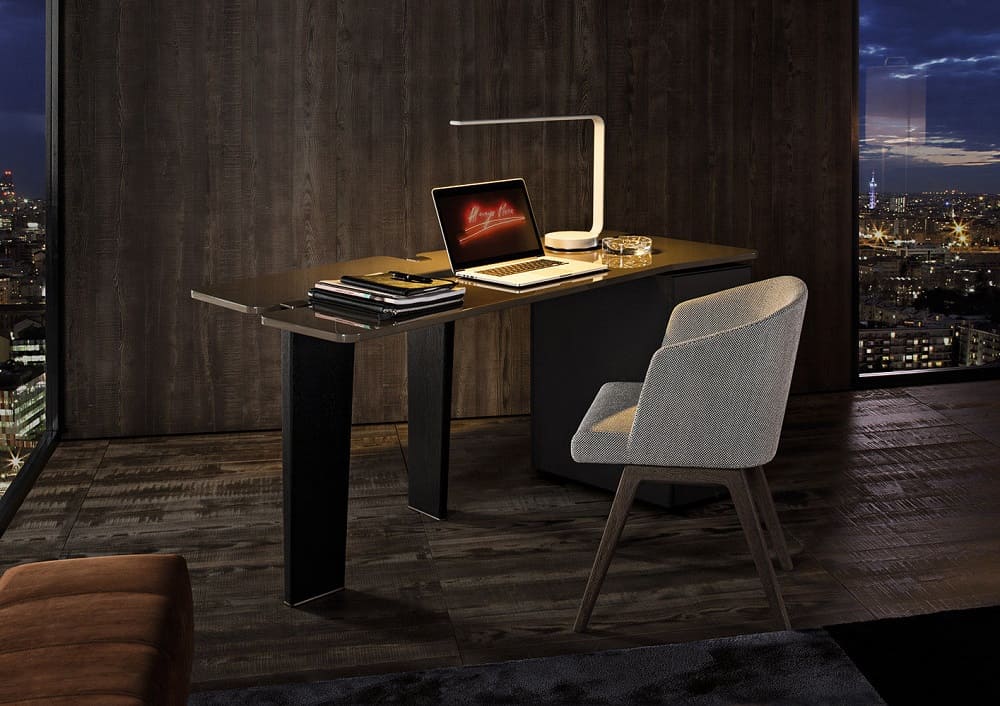 Desk Minotti Jacob, natural wood в интерьере