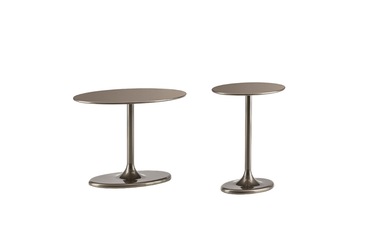 Corner table Minotti Taiko в интерьере