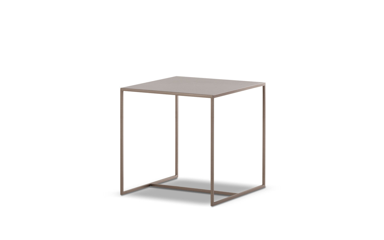 Corner table Minotti Duchamp Bronze в интерьере