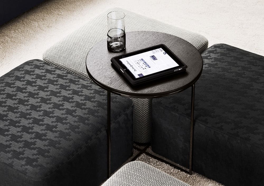 Corner table Minotti Duchamp в интерьере