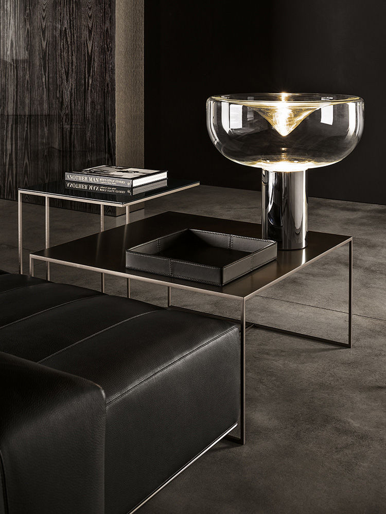 Corner table Minotti Leger Bronze в интерьере