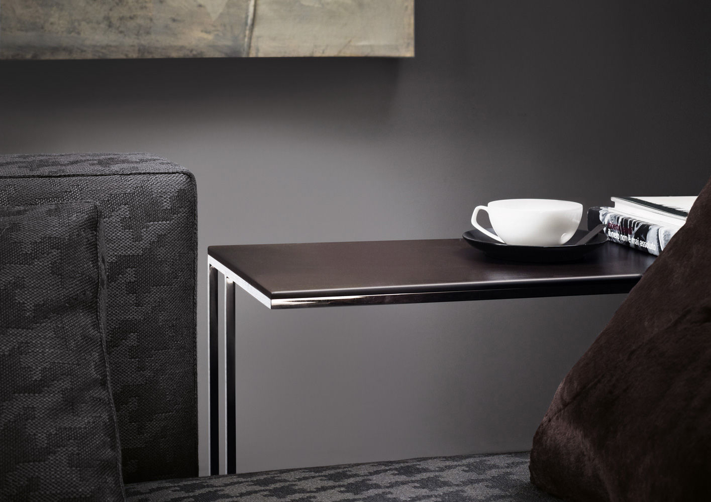 Corner table Minotti Leger в интерьере