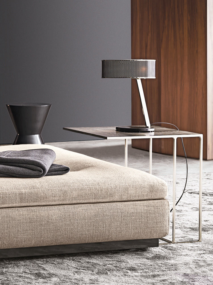 Corner table Minotti Leger в интерьере