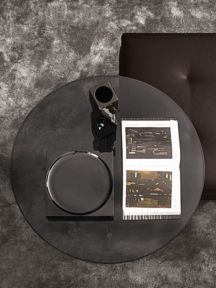 Corner table Minotti Clyfford в интерьере