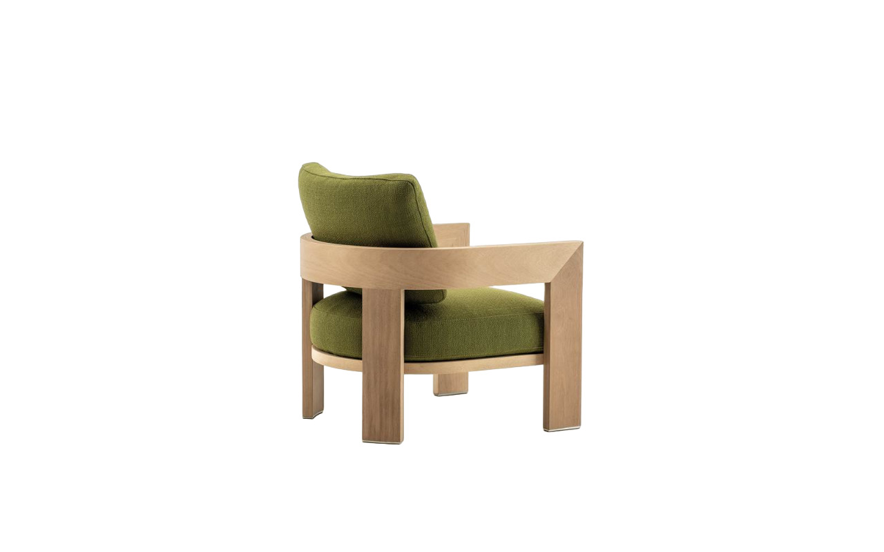 Outdoor armchair Minotti Warhol Iroko Nature в интерьере
